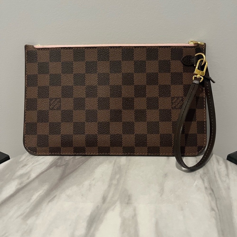 Neverfull MM wristlet wristlet